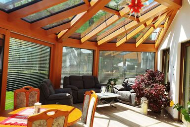 Holz-Aluminium-Wintergarten von Kuhnert Glasbau aus Kamenz in Sachsen